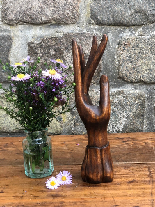 Main Bois Porte Bagues