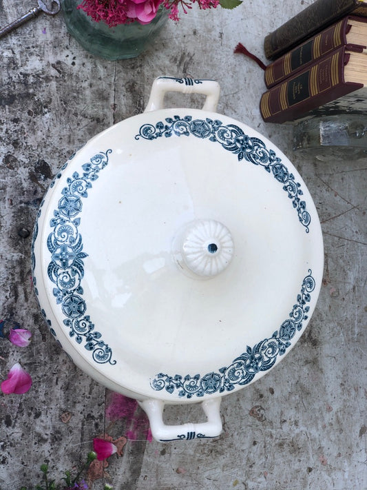 Soupière Longchamp en terre de fer