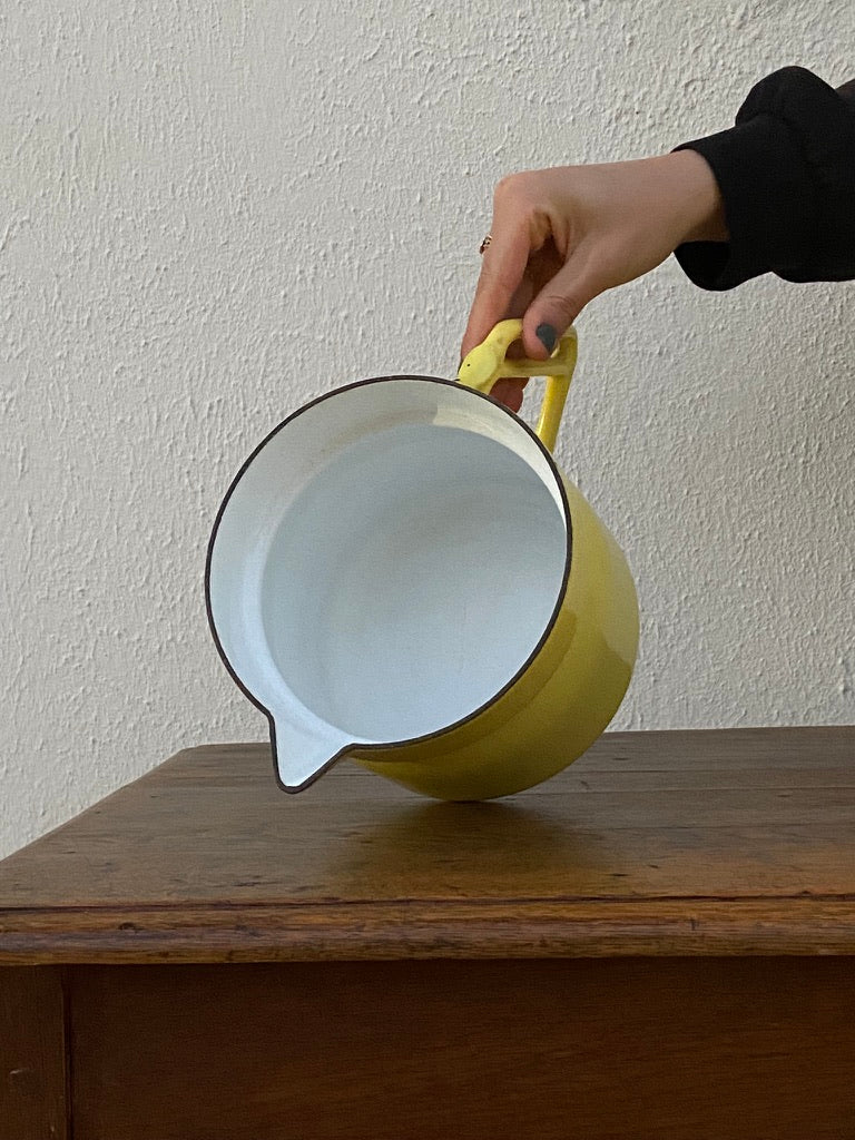 Pichet en fonte Jaune