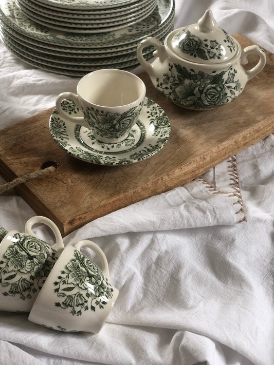 Tasses Anglaises (vert - Ironstone)