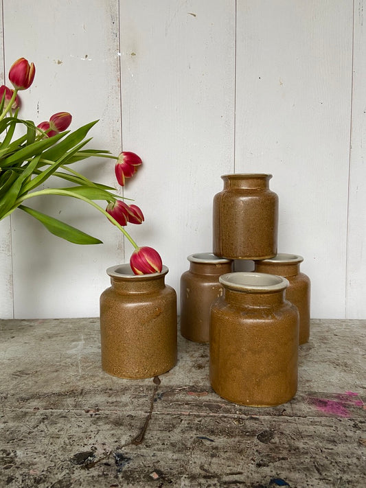 Anciens petits pots (à moutarde)