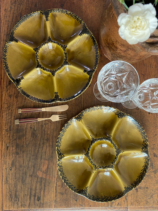 8 Assiettes à Huitres