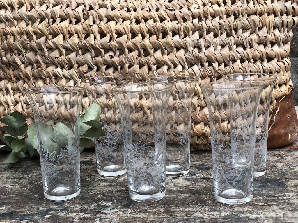 Verres gravés roses blanches