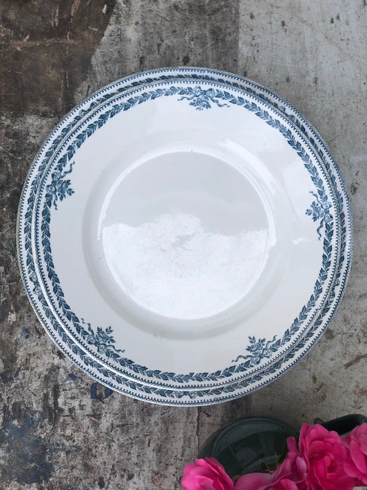 Plat rond en Terre de Fer