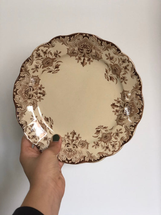 Assiettes brunes Dordrecht