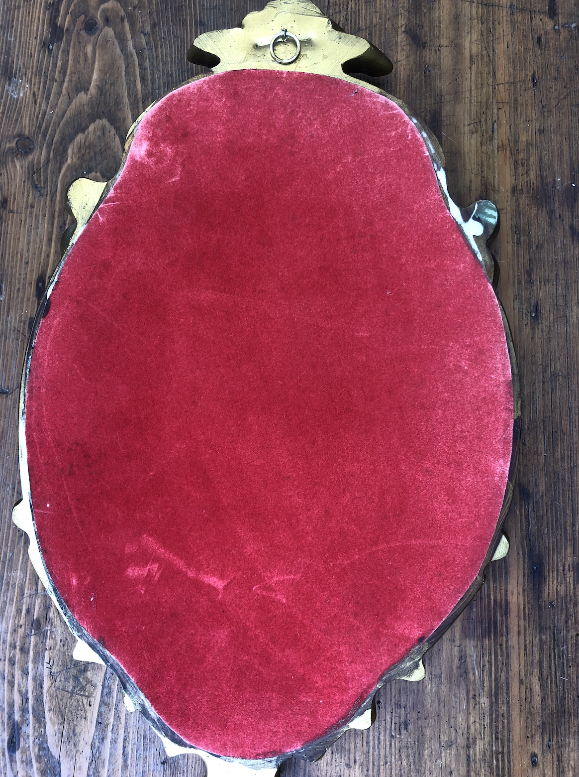 Ancien miroir doré travaillé