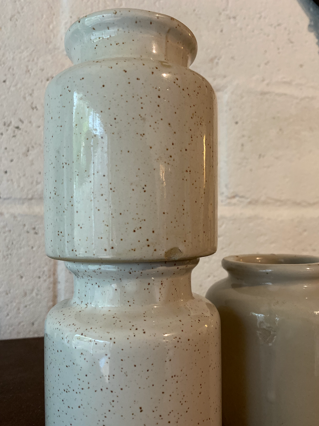 Pots en grès clair