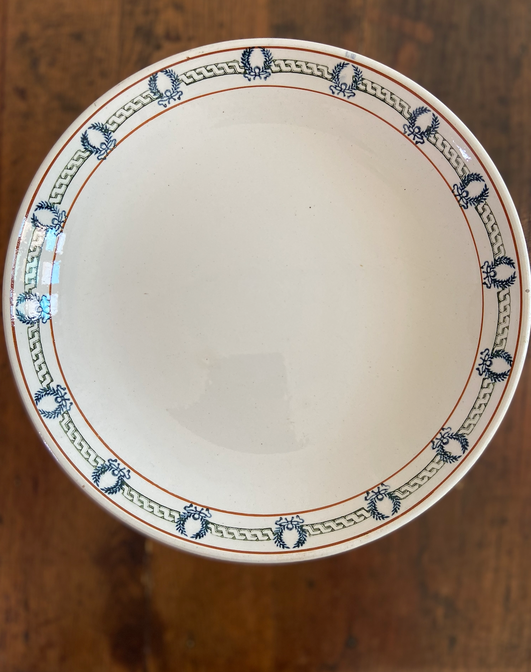 Plat piédouche terre de fer 6002