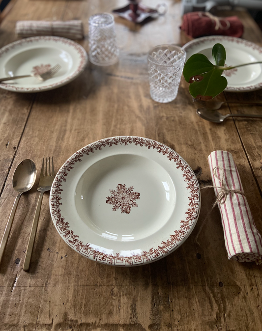 Assiette Terre de fer - Grec