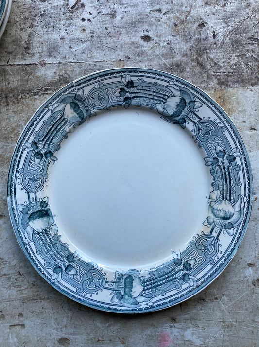 Dessert dépareillée - Cluny Massena