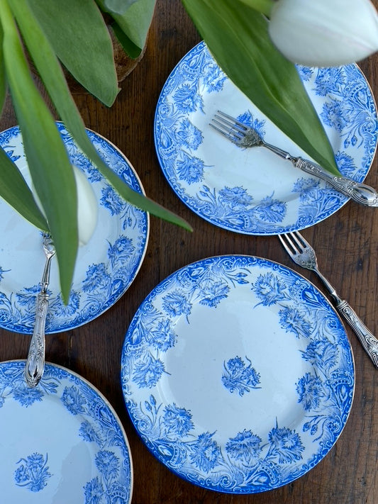 Assiettes Oeillets terre de fer