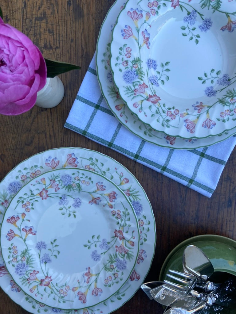 Assiettes anglaises fleuries #id29