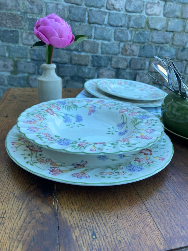 Assiettes anglaises fleuries #id29