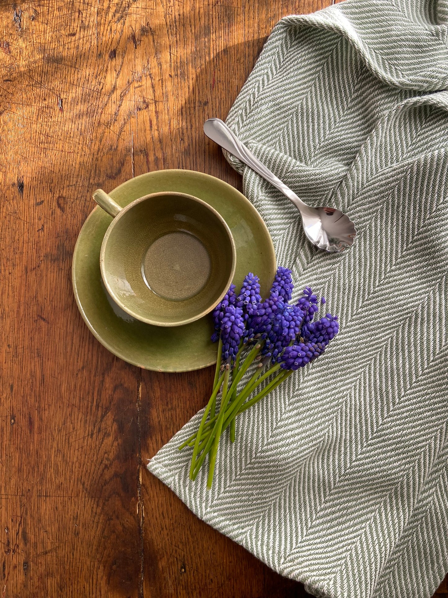 Tasse artisanale verte