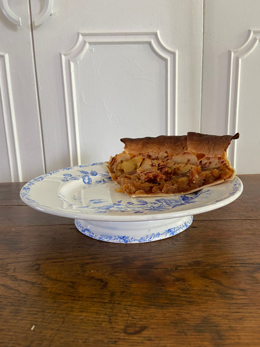 Plat piédouche Terre de fer