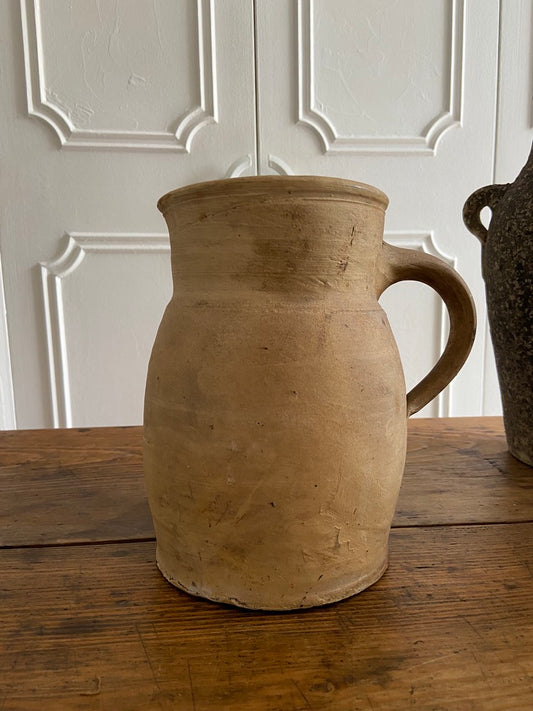 Pichet vase en terre