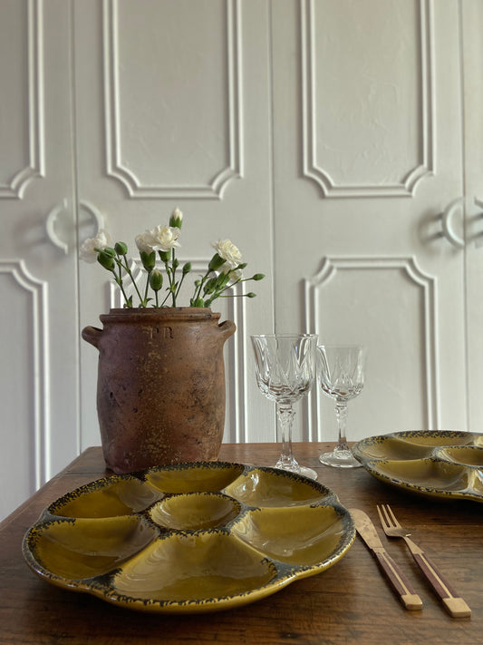 8 Assiettes à Huitres