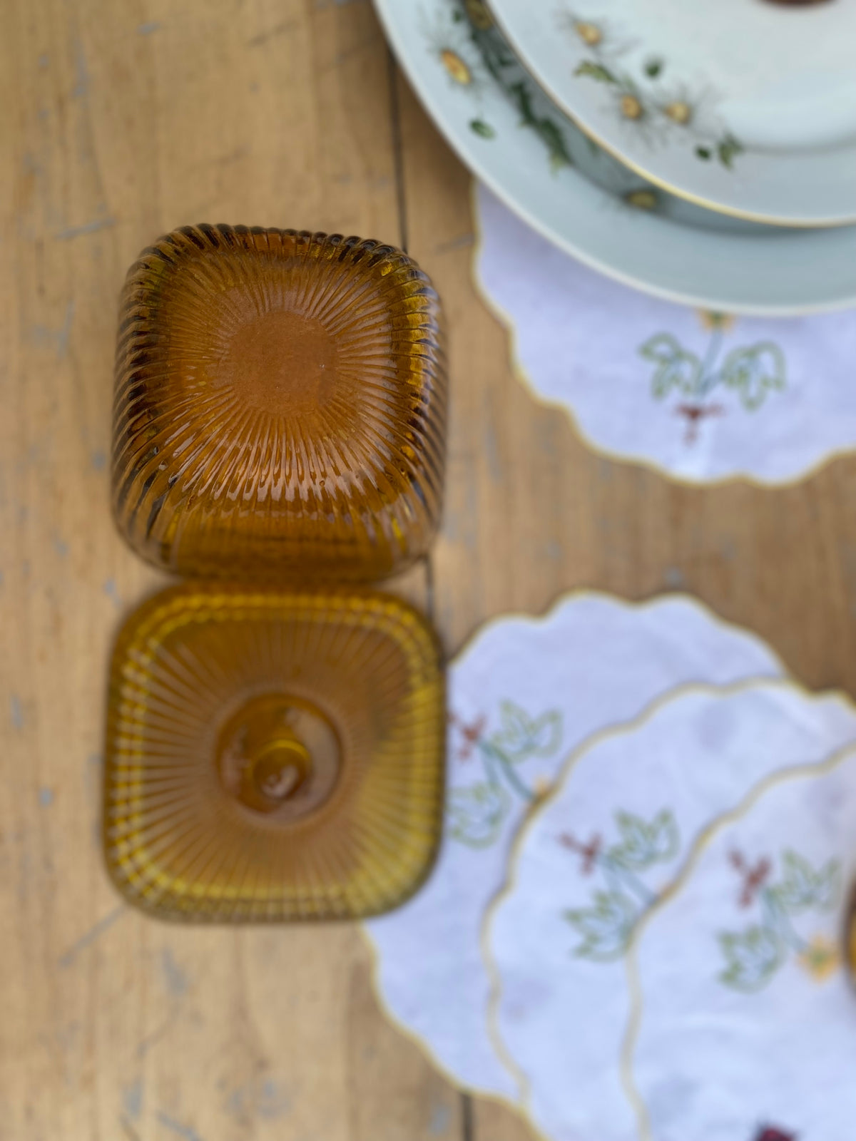 Bonbonnière ambre striée