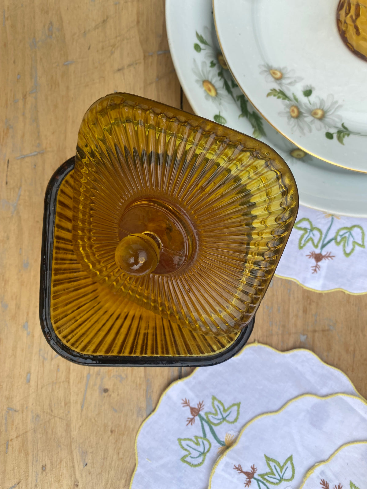 Bonbonnière ambre striée