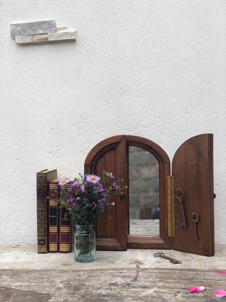 Ancienne Boîte à Clés