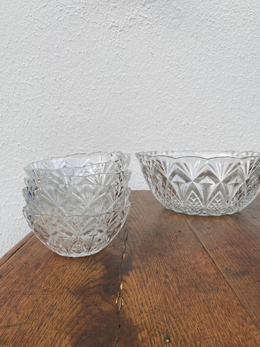 Ensemble dessert en verre ciselé