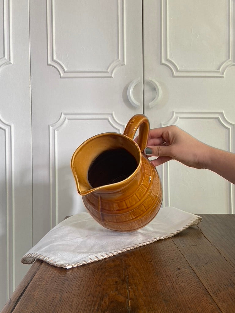 Carafe ambrée Barbotine