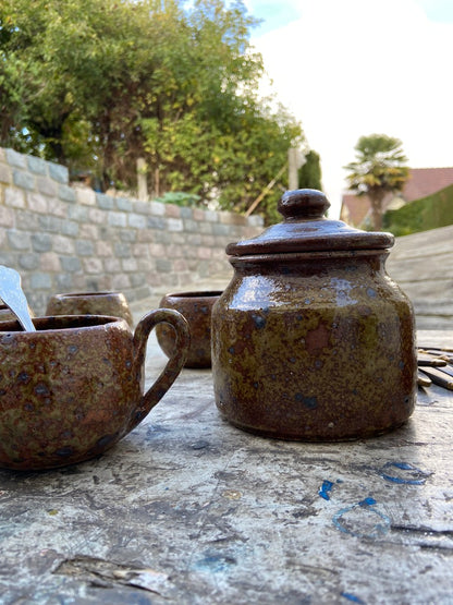 Tasses boule en grès & Sucrier