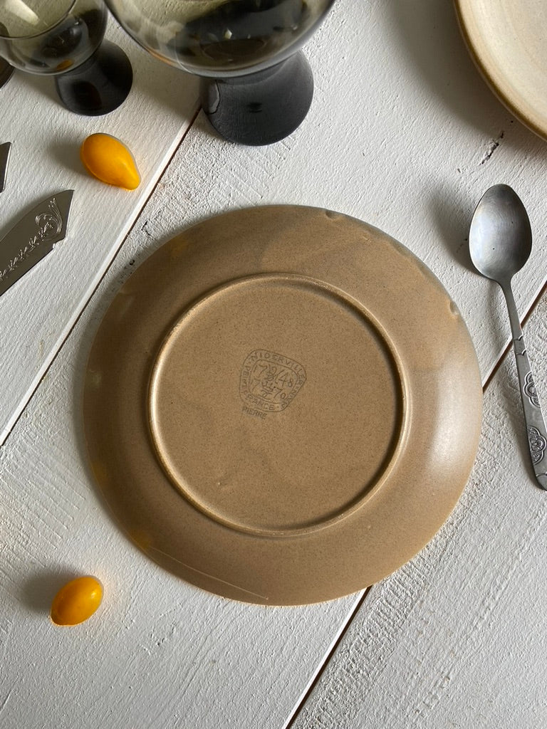 Assiettes grès blanchi