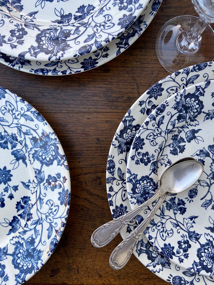 Assiette ancienne, fleurs marine