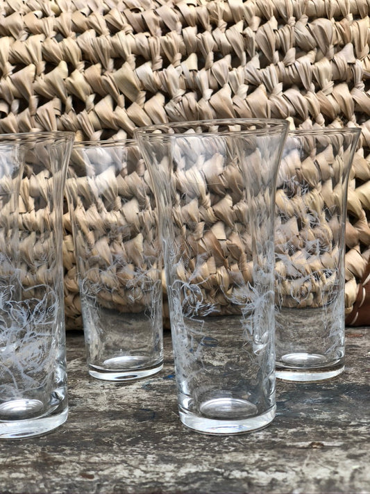 Verres gravés roses blanches