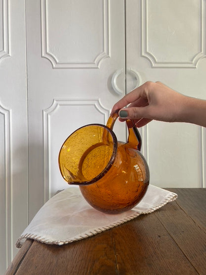 Carafe bullée ambrée