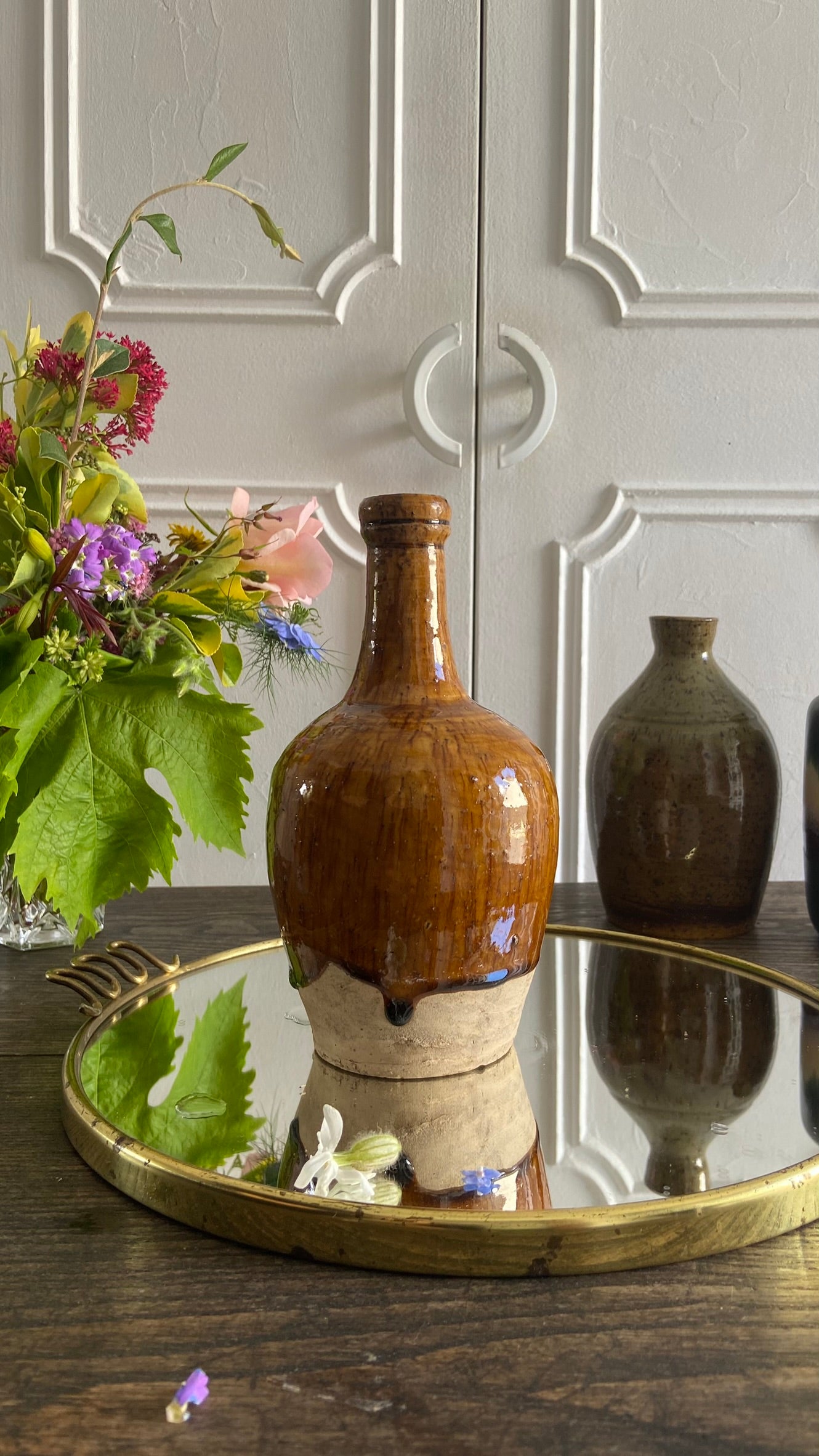 Vase émaillé camel