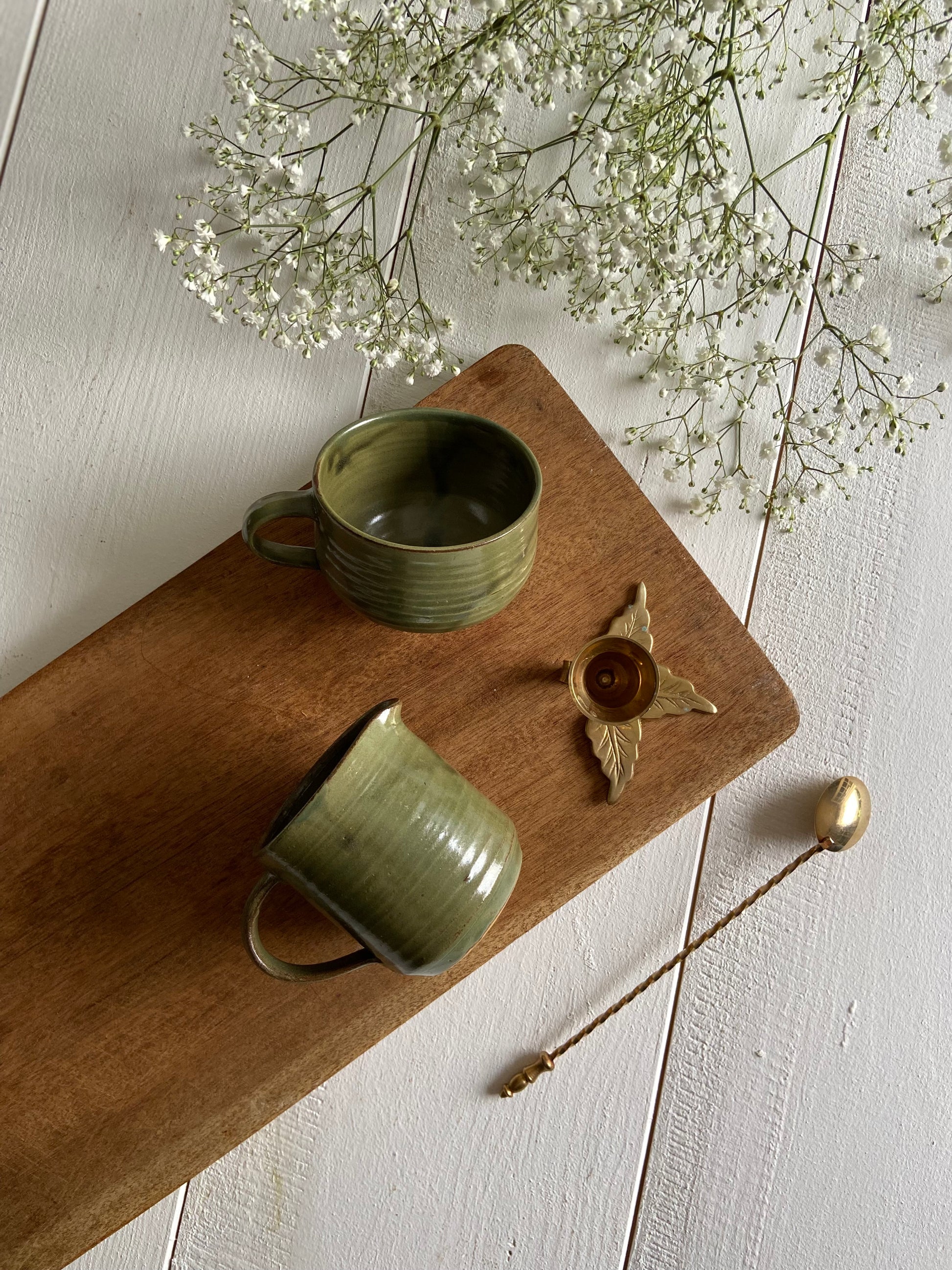 Tasses & pichet en créramique verte