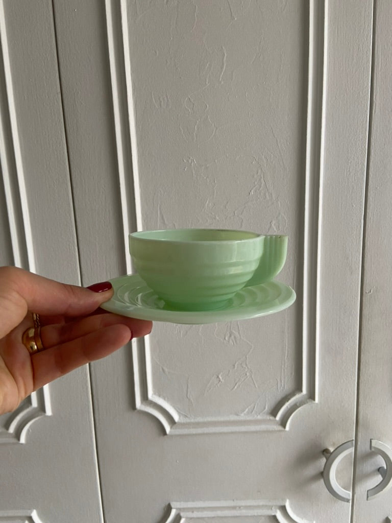 Tasses Art Déco Opaline #id47