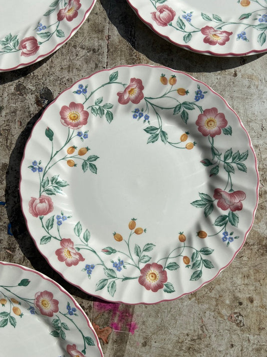 Assiette Churchill fleurie