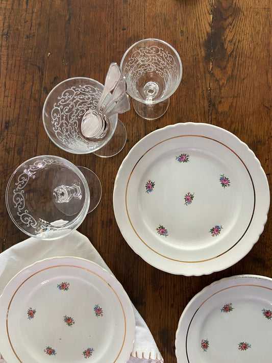 Assiettes dessert fleurettes