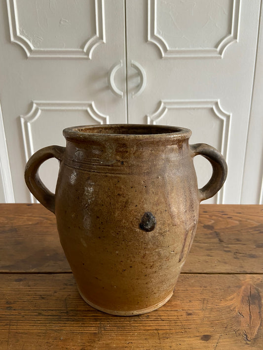 Pot en grès à oreilles