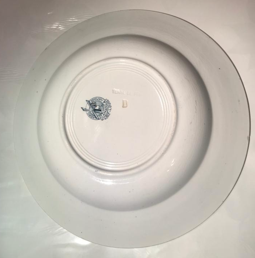 Assiettes creuses Terre de Fer