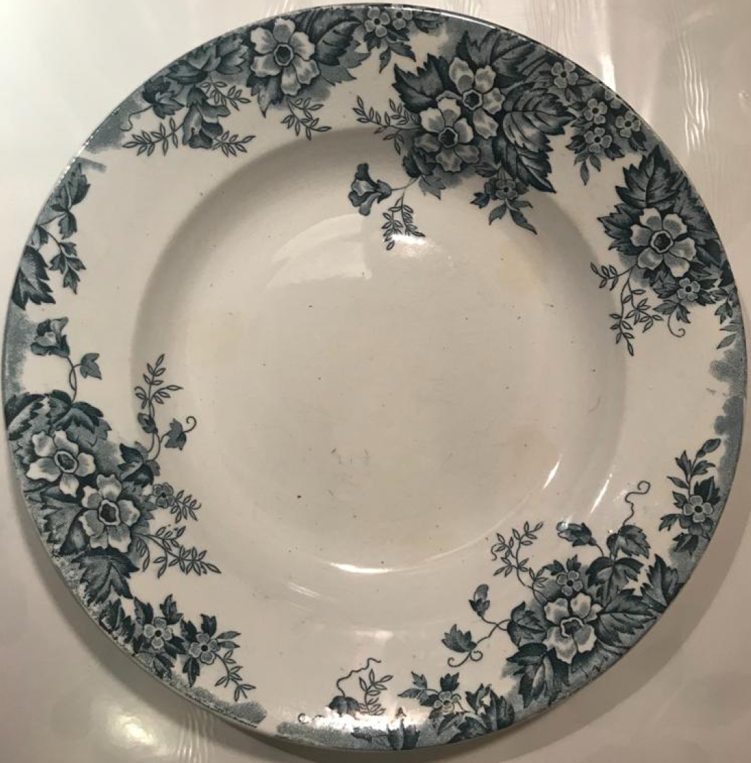 Assiettes creuses Terre de Fer