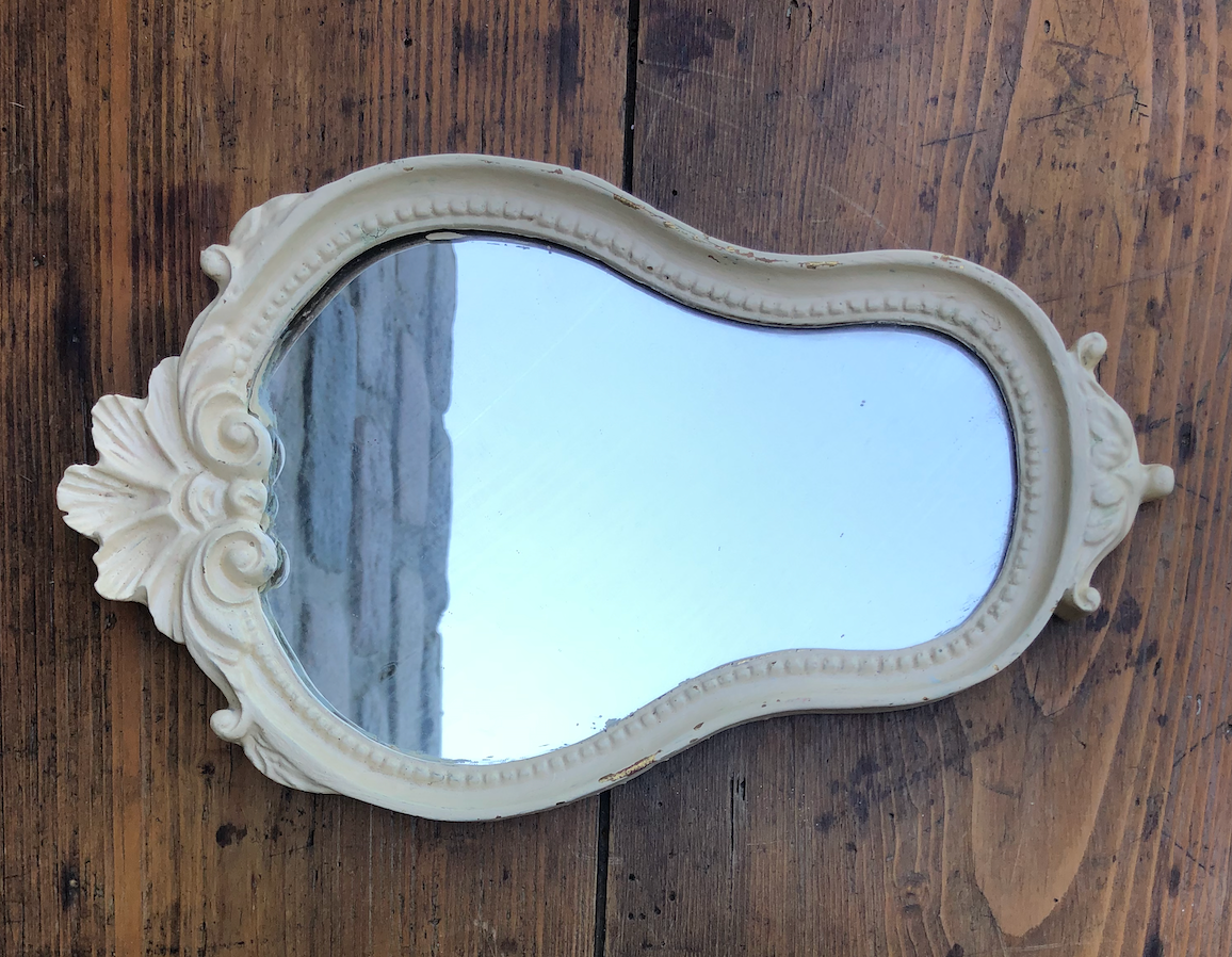Petit Miroir peint