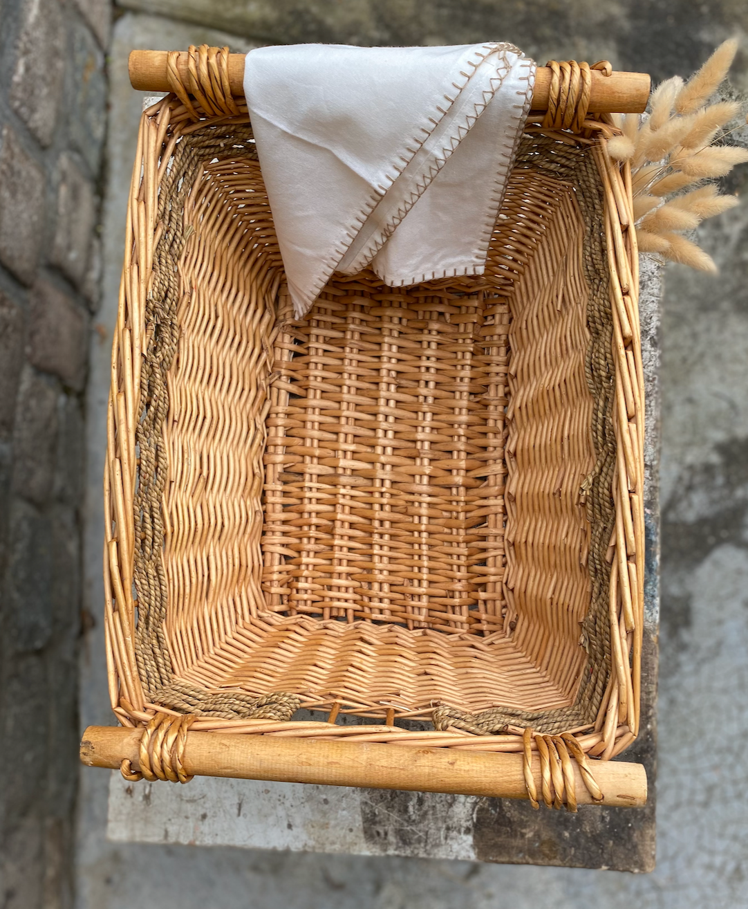 Grand panier osier, corde & bois