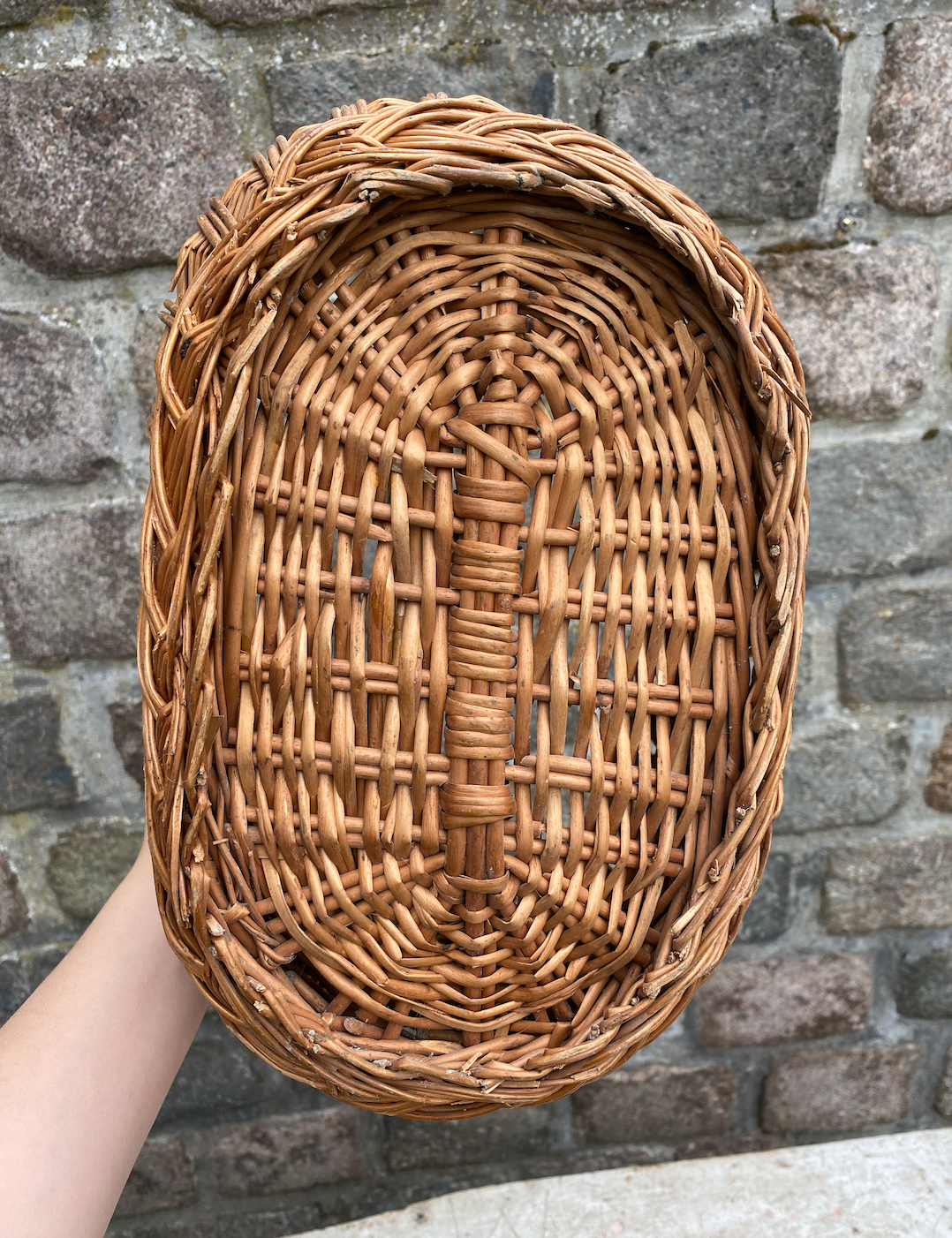 Ancien panier boule en osier