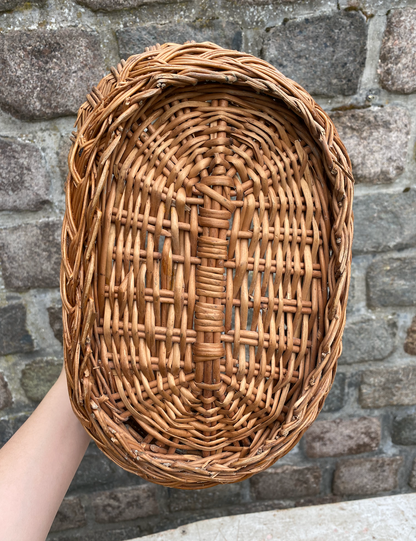 Ancien panier boule en osier