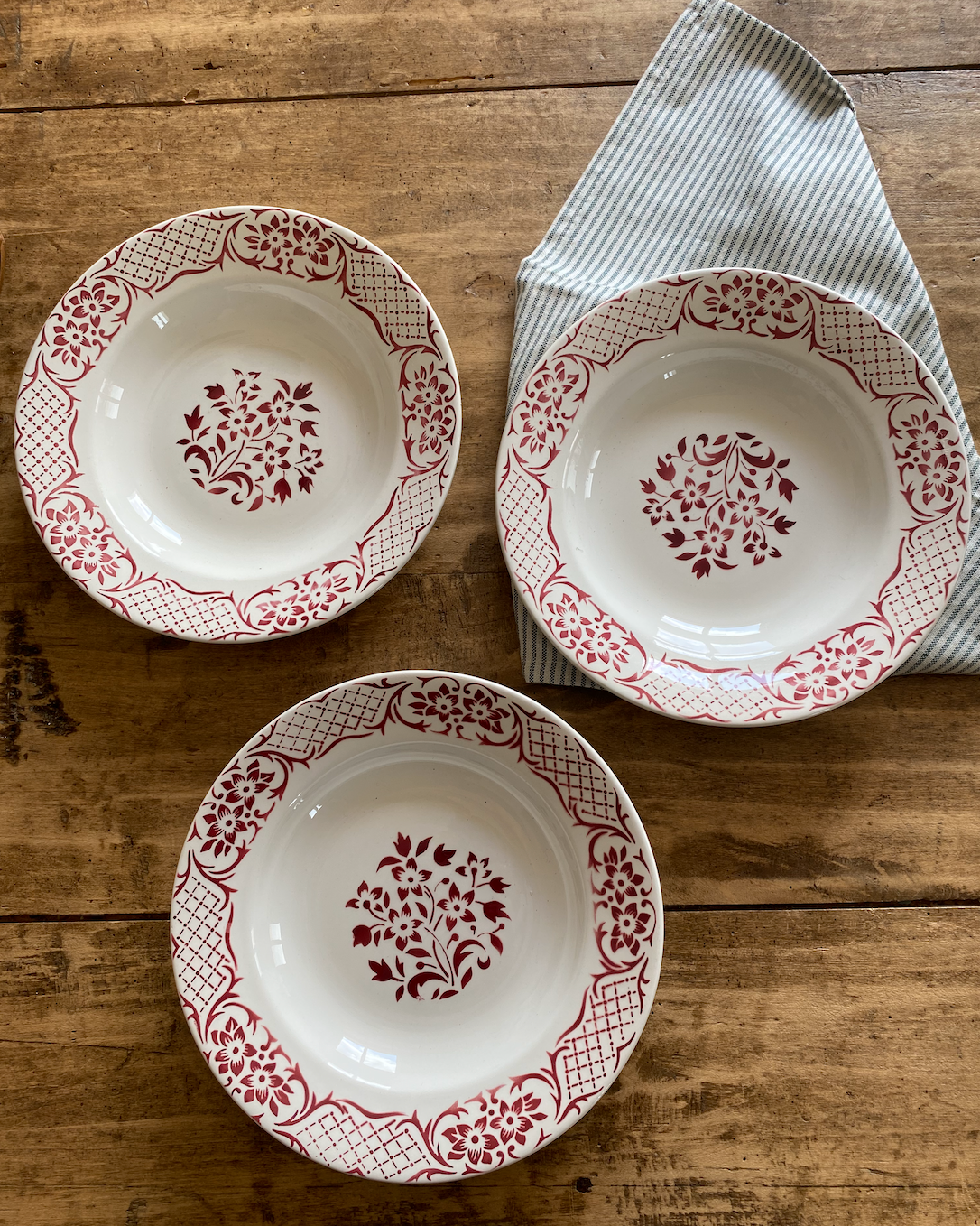 Serie d'assiettes creuses