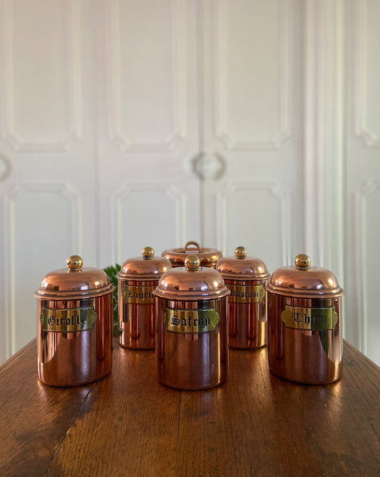 Anciens pots en cuivre