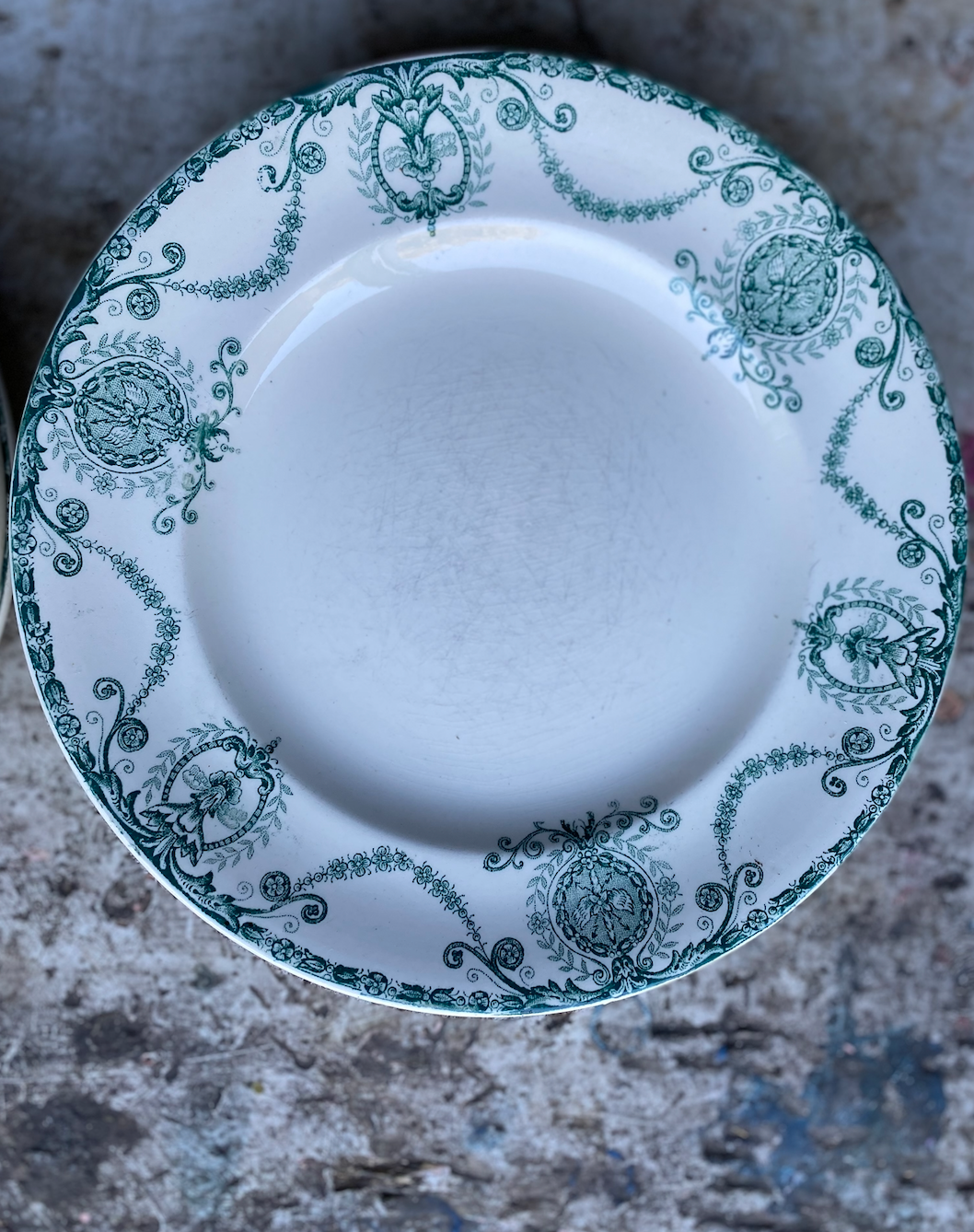 Assiettes dépareillées - Athènes Pierrefonds