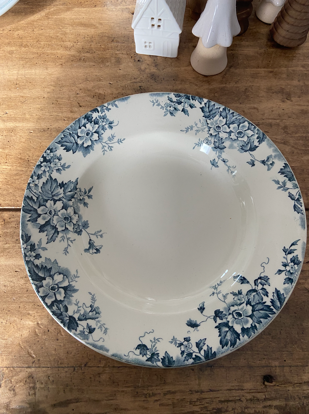 Creuses dépareillées - Marie Louise & 4003