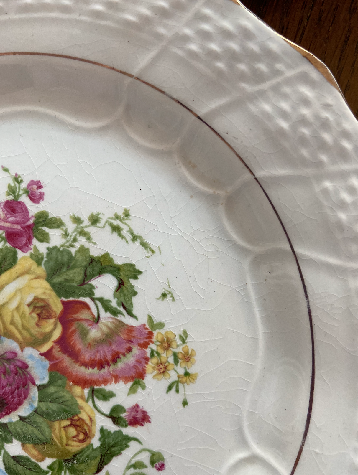 Assiettes Terre de Fer fleuries