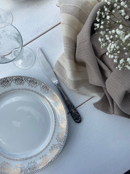 Assiettes demi porcelaine, blanc&doré