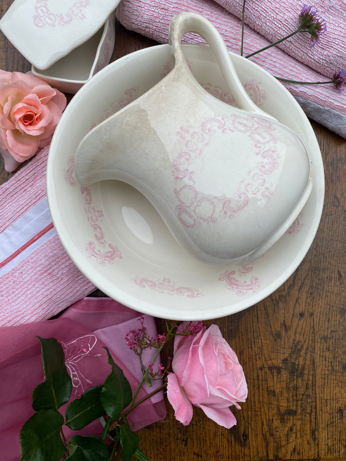 Service de toilette Crown